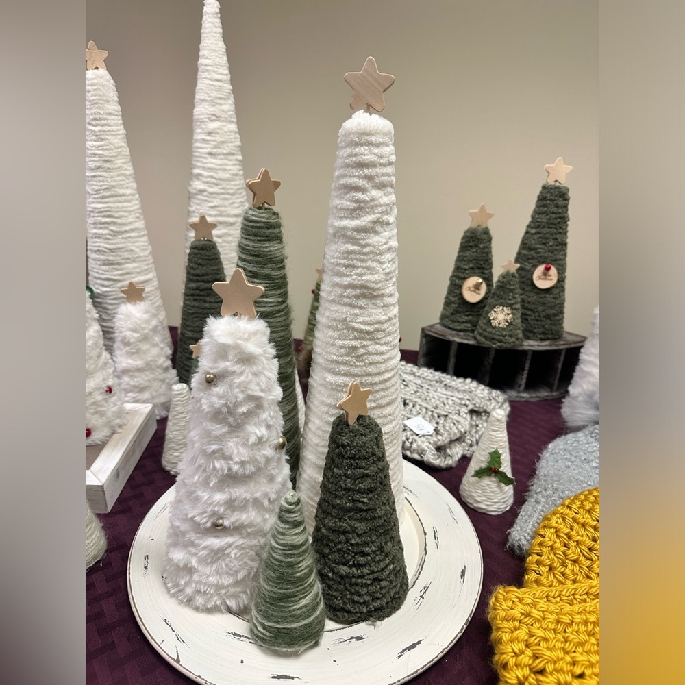 Handmade trees - Picture 3 of 5